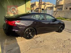 نيسان ماكسيما